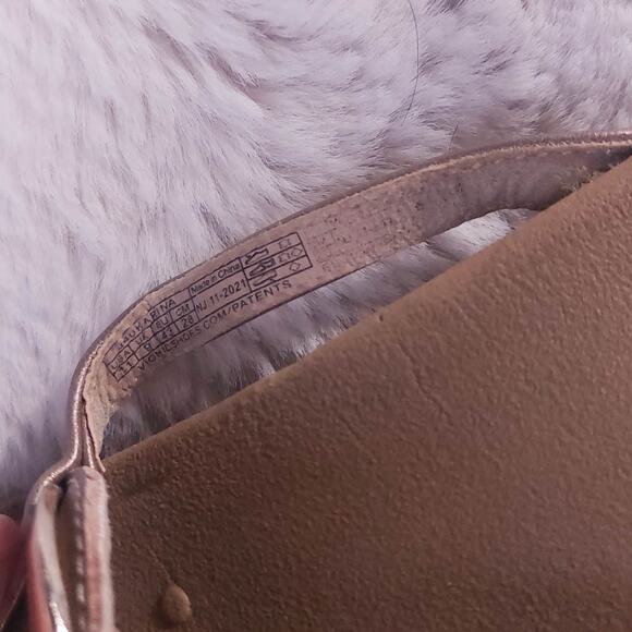 Vionic Karina Gold Accent Thong Sandal 11 - Picture 5 of 7